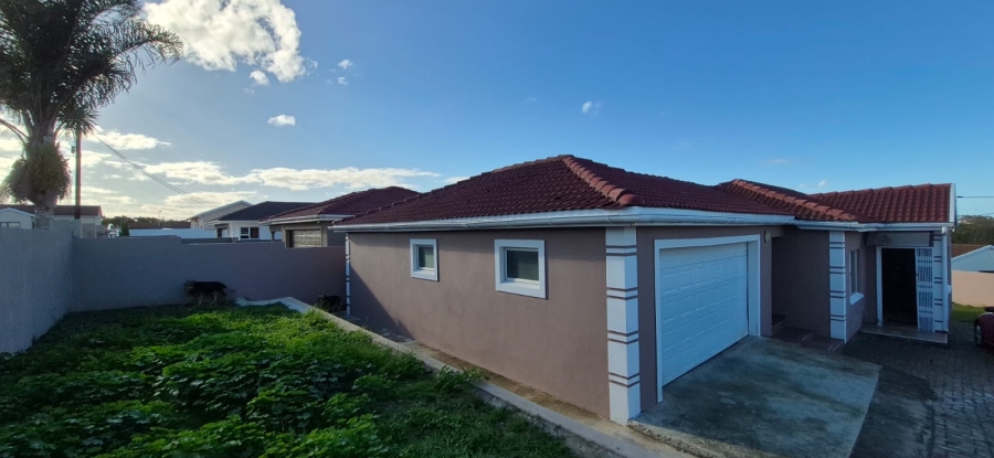 3 Bedroom Property for Sale in Haven Hills Eastern Cape